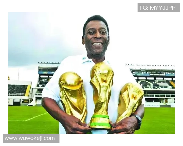 七位传奇足球球星的精彩瞬间展示，感受足球世界的荣耀与激情